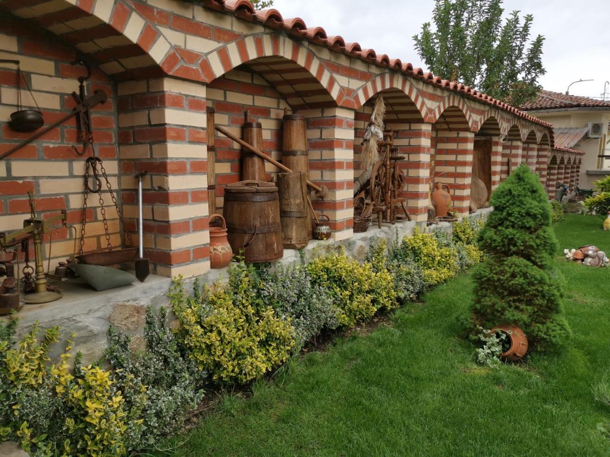 Възрожденски Комплекс Чардакъ Сопот Zewnętrze zdjęcie